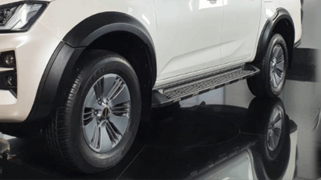 MAXFENDER FLARES - ISUZU DMAX 2016-2019