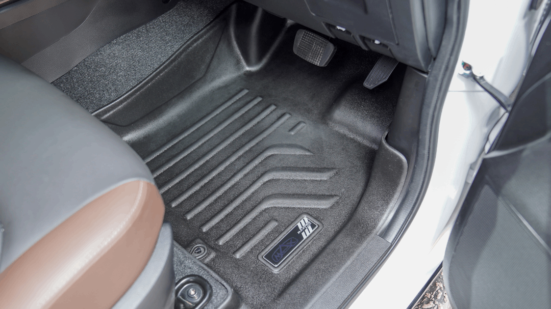 MAXPRO FLOORLINER - ISUZU DMAX 2020+ (RHD)