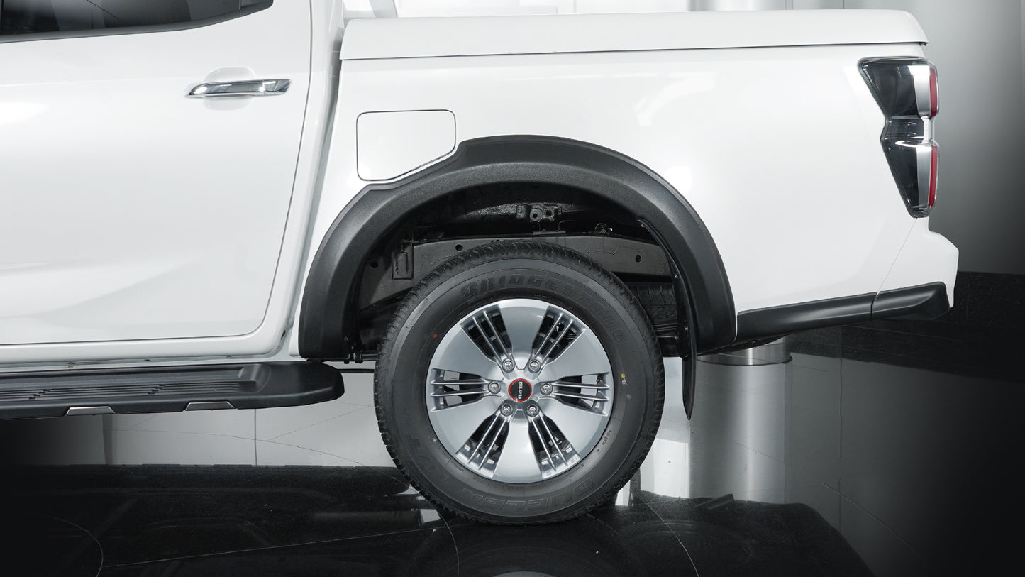MAX FENDER FLARES - ISUZU DMAX 2020+ – Maxliner Europe