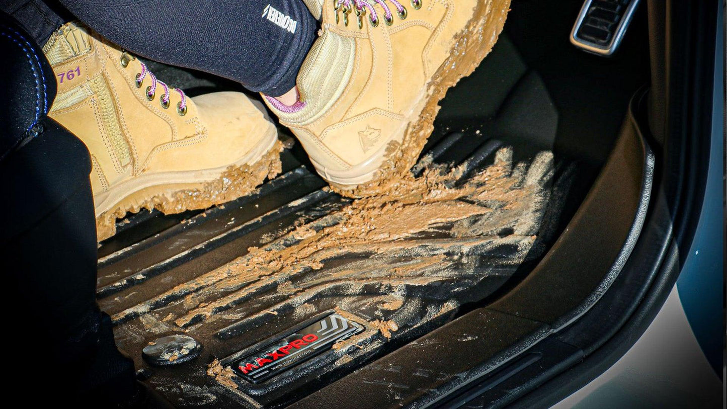 MAXPRO FLOORLINER - ISUZU DMAX 2020+ (RHD)
