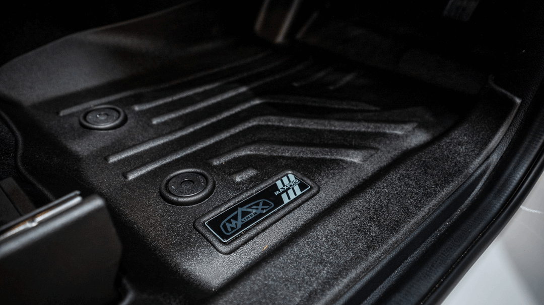 MAXPRO FLOORLINER - MITSUBISHI PAJERO 2019+ (RHD)