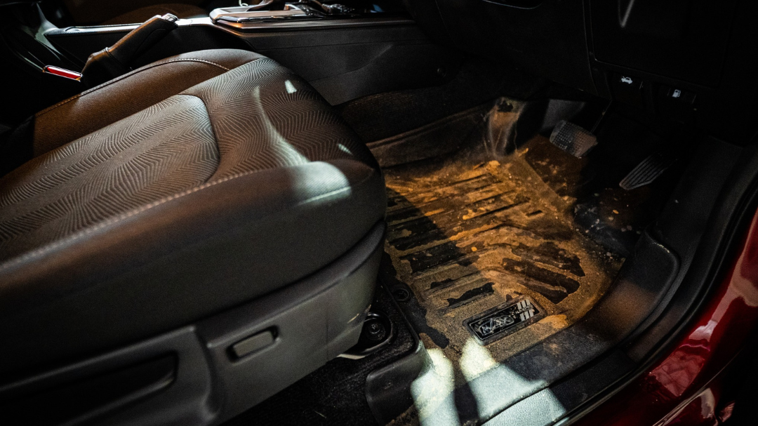 MAXPRO FLOORLINER - FORD & AMAROK 2023+