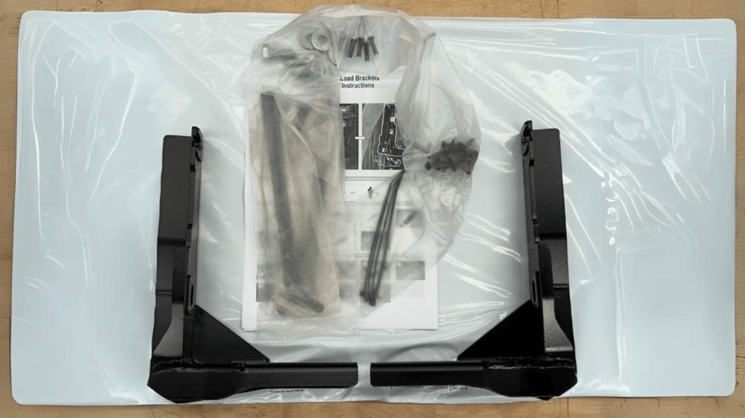 MAXTUB BRACKET POUR VENTURE CANOPY (J-Brace)