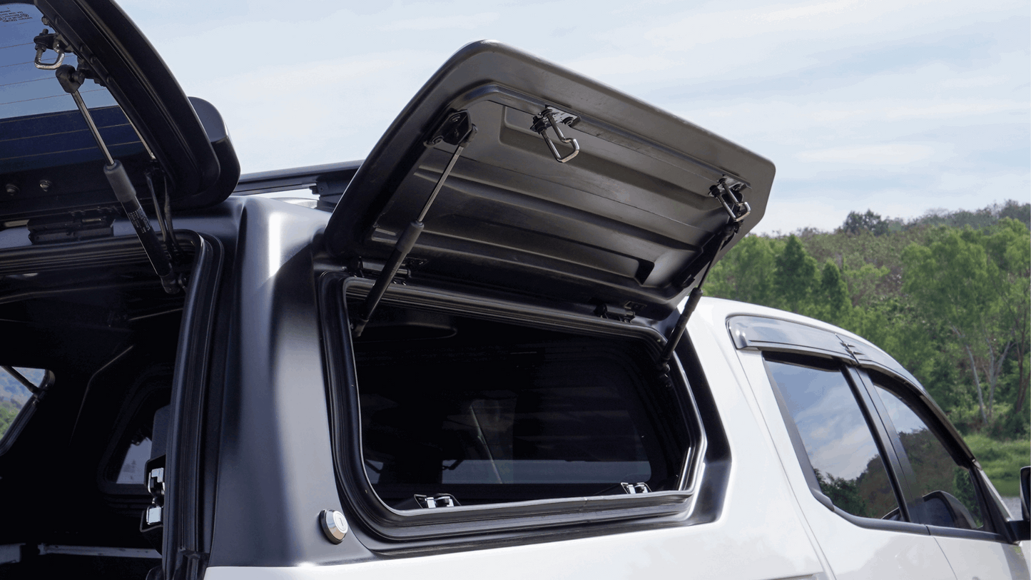 SOLID LIFT-UP SIDE WINDOW