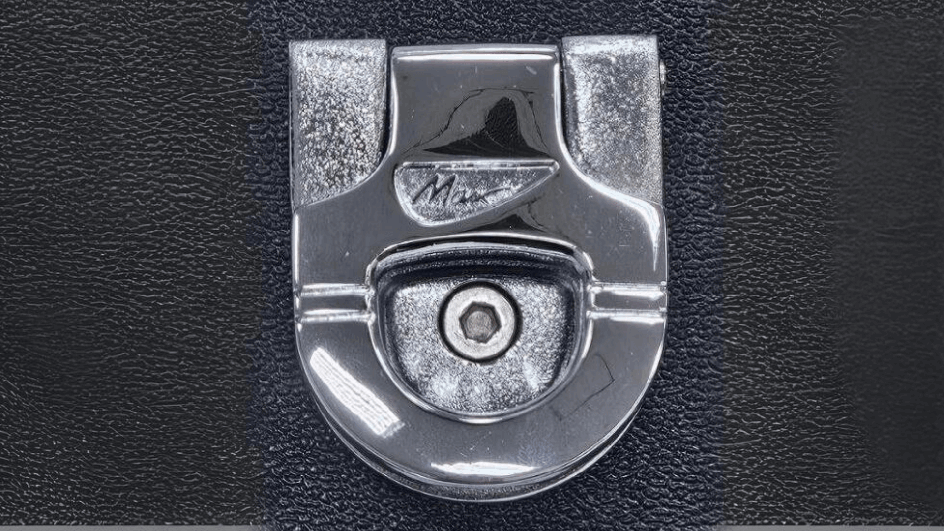SUPER LOCK TM (Only DBC and OR Bedliner)