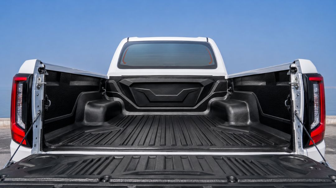MAXLINER - TOYOTA HILUX 2026+ (NO LOGO)